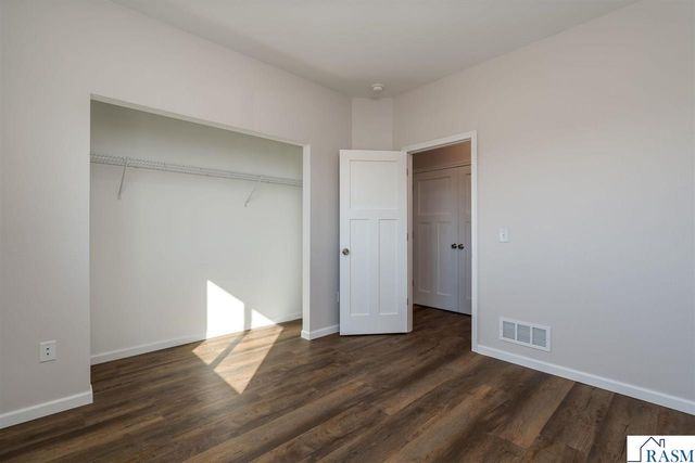 3117 & 3119 Noble Drive, Mankato, MN 56003