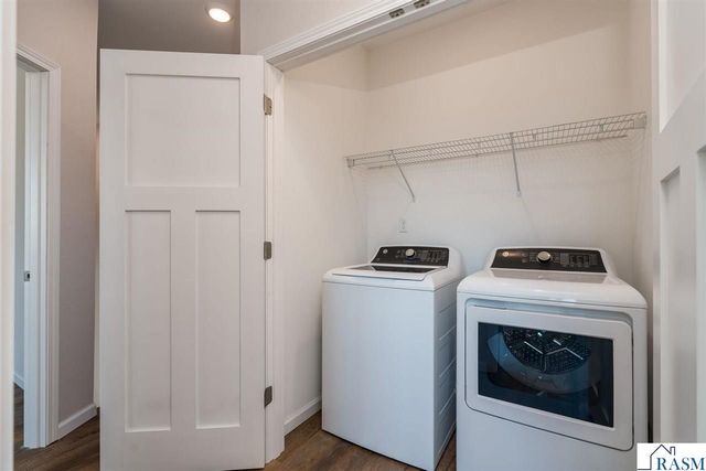 3117 & 3119 Noble Drive, Mankato, MN 56003