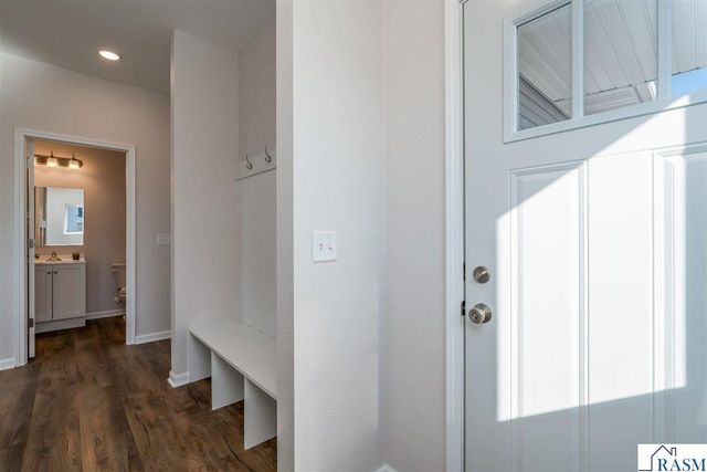 3117 & 3119 Noble Drive, Mankato, MN 56003