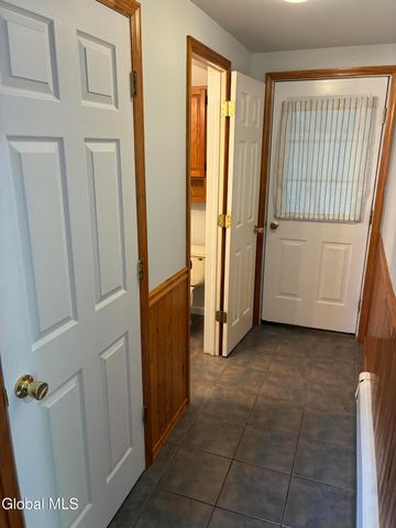 1012 2nd Avenue, Troy, NY 12182