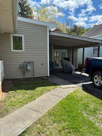 1012 2nd Avenue, Troy, NY 12182