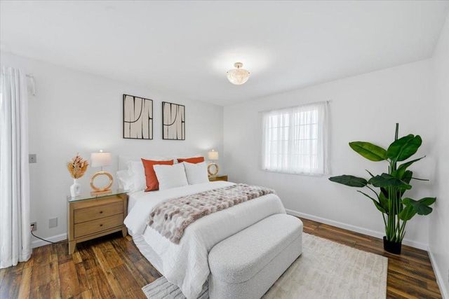 1570 Hillsdale Avenue, San Jose, CA 95118