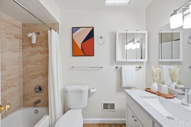 1570 Hillsdale Avenue, San Jose, CA 95118