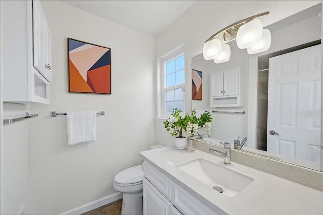 1570 Hillsdale Avenue, San Jose, CA 95118