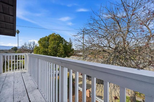 1570 Hillsdale Avenue, San Jose, CA 95118