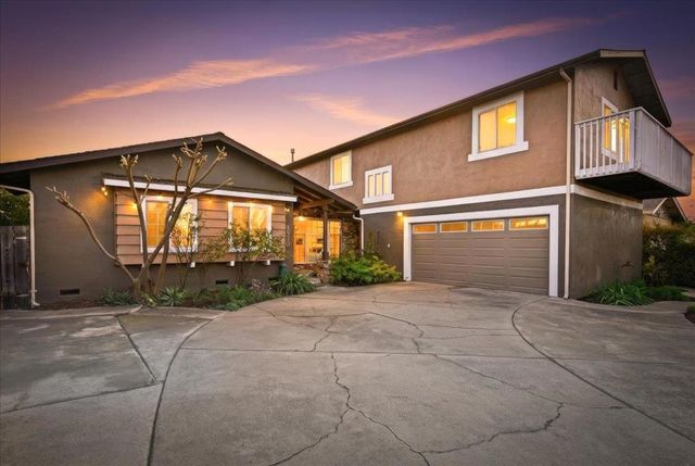 1570 Hillsdale Avenue, San Jose, CA 95118