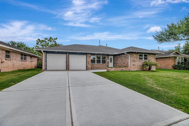 2505 Dewberry Lane, Pasadena, TX 77502