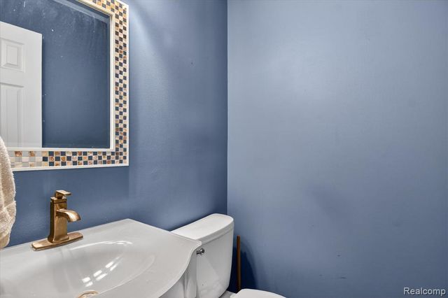 5177 Elizabeth Lane, Almont, MI 48003