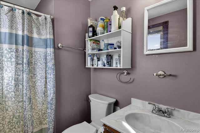 5177 Elizabeth Lane, Almont, MI 48003