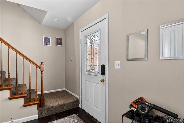 5177 Elizabeth Lane, Almont, MI 48003