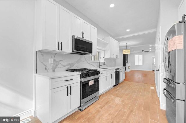 5510 W THOMPSON ST, Philadelphia, PA 19131