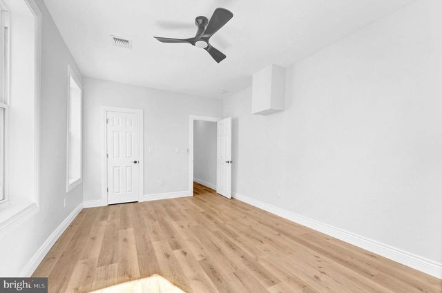 5510 W THOMPSON ST, Philadelphia, PA 19131