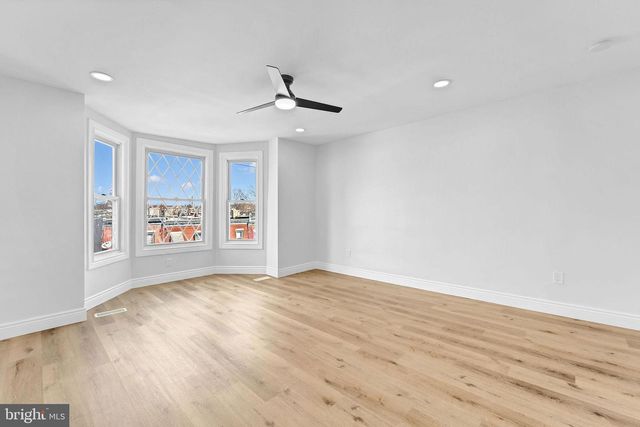 5510 W THOMPSON ST, Philadelphia, PA 19131