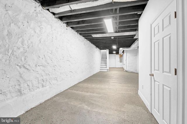 5510 W THOMPSON ST, Philadelphia, PA 19131