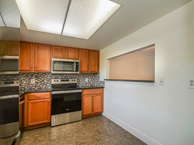 400 18th Street G2, Vero Beach, FL 32960