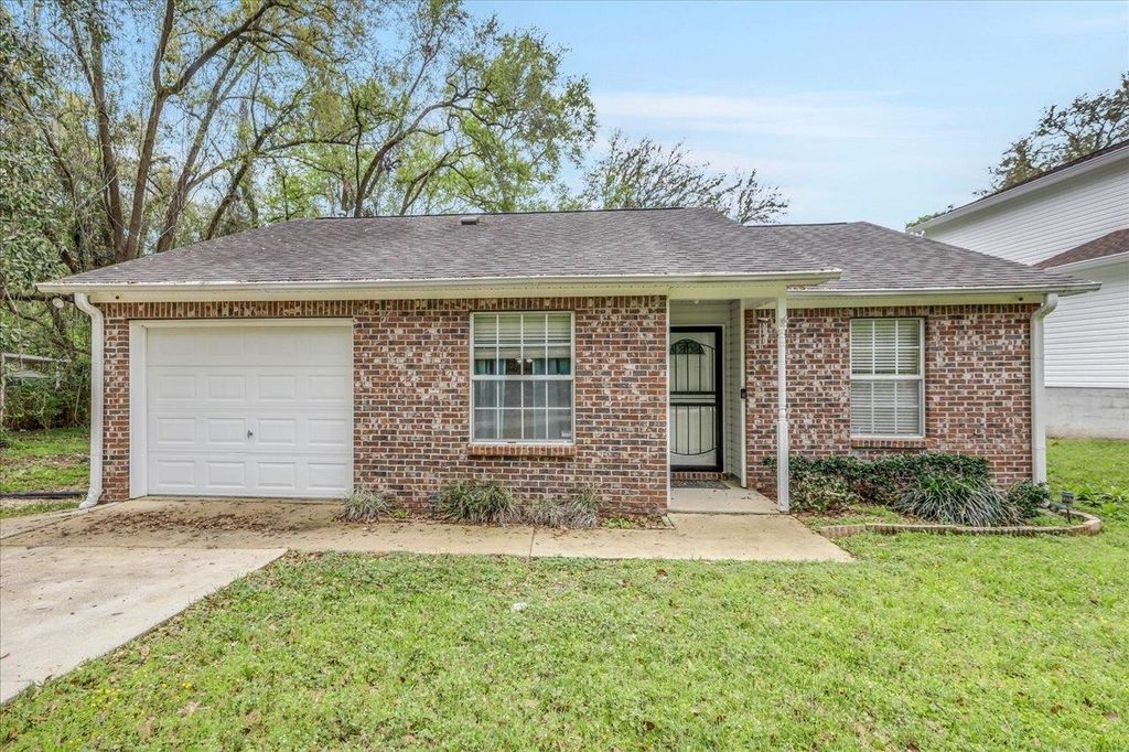 4457 Wesley Drive, Tallahassee, FL 32303