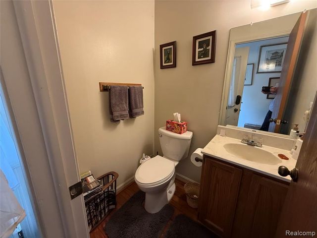 1079 Paint Creek Lane 379, Rochester Hills, MI 48306