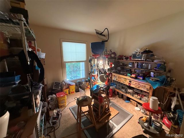1079 Paint Creek Lane 379, Rochester Hills, MI 48306