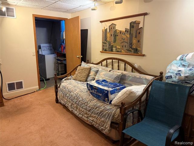 1079 Paint Creek Lane 379, Rochester Hills, MI 48306