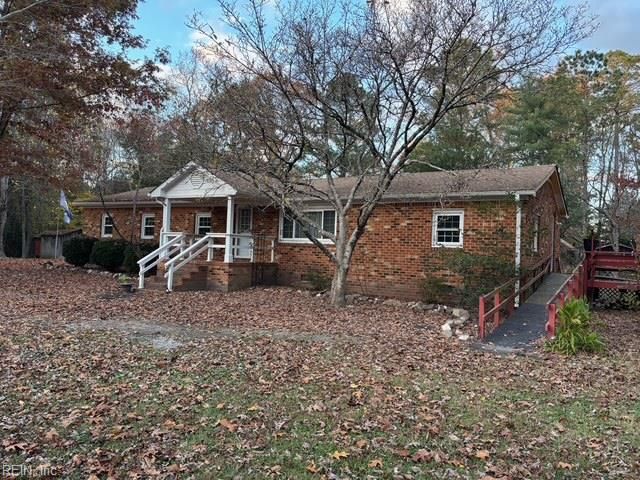 7501 Rhodes DR, Windsor, VA 23487