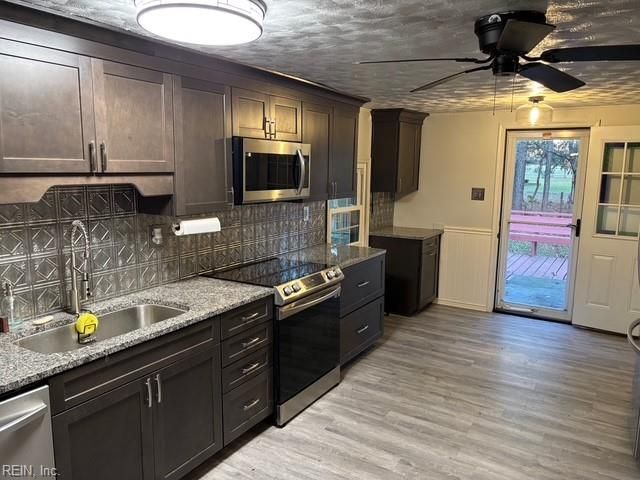 7501 Rhodes DR, Windsor, VA 23487