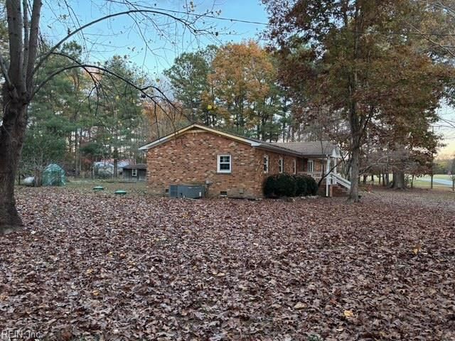 7501 Rhodes DR, Windsor, VA 23487