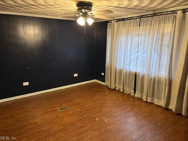 7501 Rhodes DR, Windsor, VA 23487