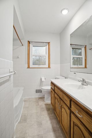 7809 Georgia Avenue N, Brooklyn Park, MN 55445