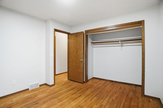 7809 Georgia Avenue N, Brooklyn Park, MN 55445