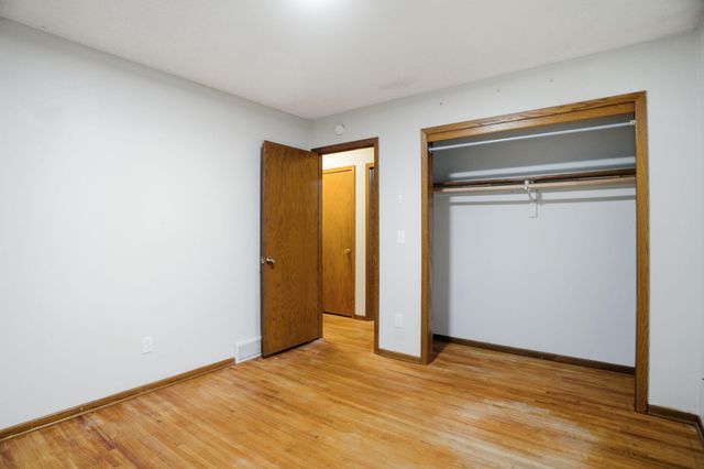 7809 Georgia Avenue N, Brooklyn Park, MN 55445