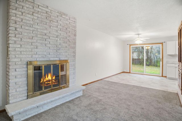 7809 Georgia Avenue N, Brooklyn Park, MN 55445