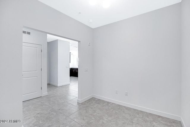 2511 W QUEEN CREEK Road 370, Chandler, AZ 85248