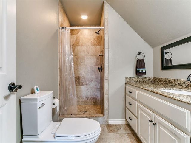 5501 Hidden Fawn Circle, Mustang, OK 73064