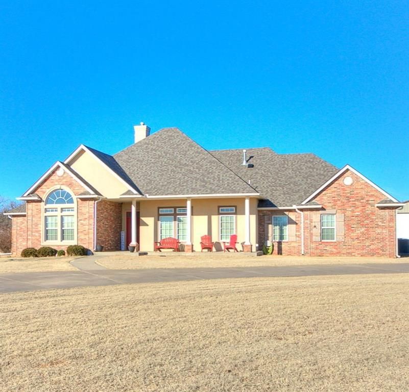 5501 Hidden Fawn Circle, Mustang, OK 73064