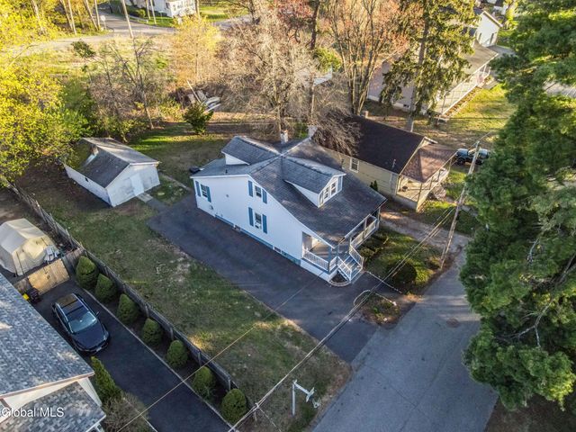 29 Undine Street, Colonie, NY 12205