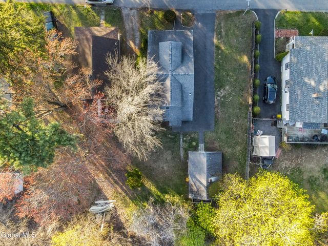 29 Undine Street, Colonie, NY 12205