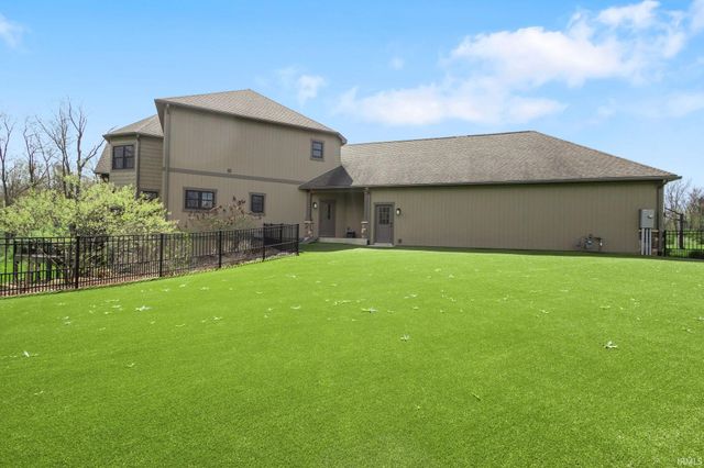 54420 County Road 33 Road, Middlebury, IN 46540