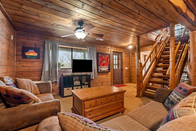 2446 State Highway Oo, Cedarcreek, MO 65627