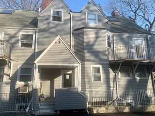 127 Kilsyth Rd 1, Boston, MA 02135