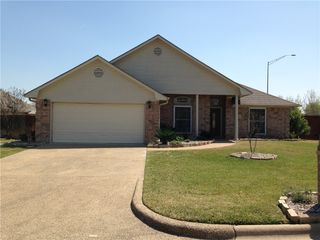 600 Brussels Drive, College Station, TX 77845