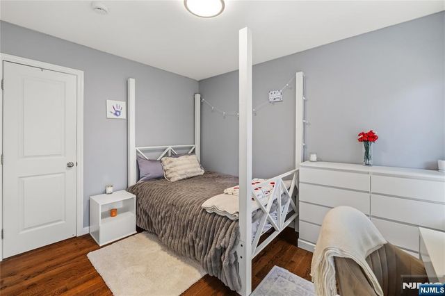 11 Monhegon Avenue, Rockaway Township, NJ 07866