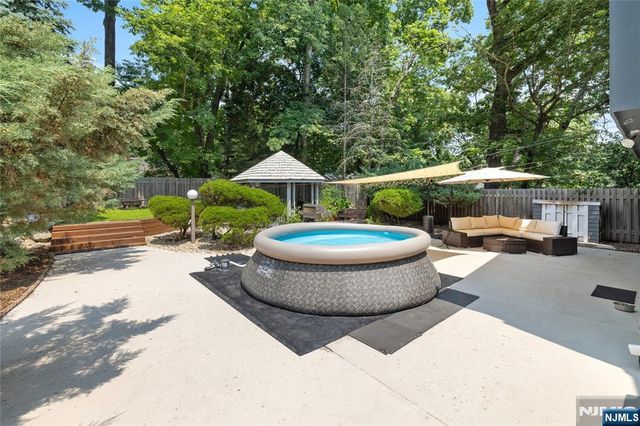 11 Monhegon Avenue, Rockaway Township, NJ 07866