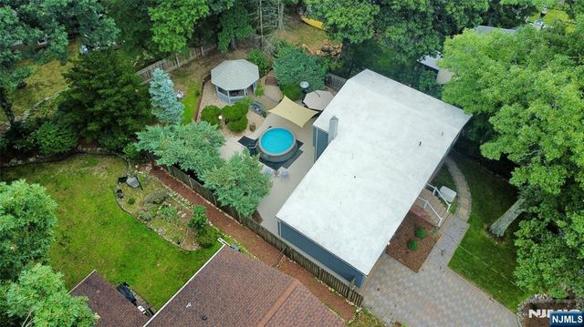 11 Monhegon Avenue, Rockaway Township, NJ 07866