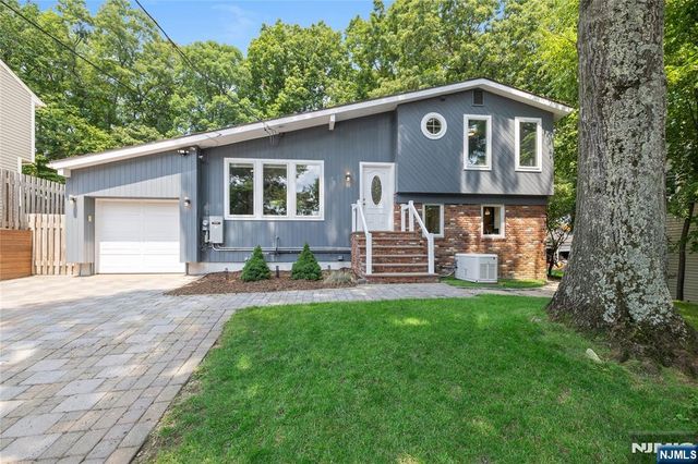 11 Monhegon Avenue, Rockaway Township, NJ 07866