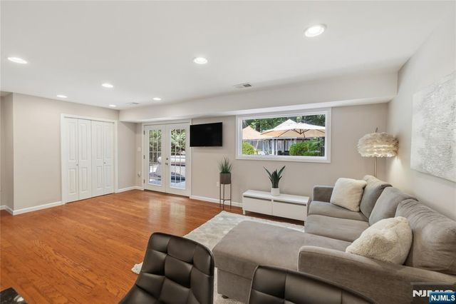 11 Monhegon Avenue, Rockaway Township, NJ 07866