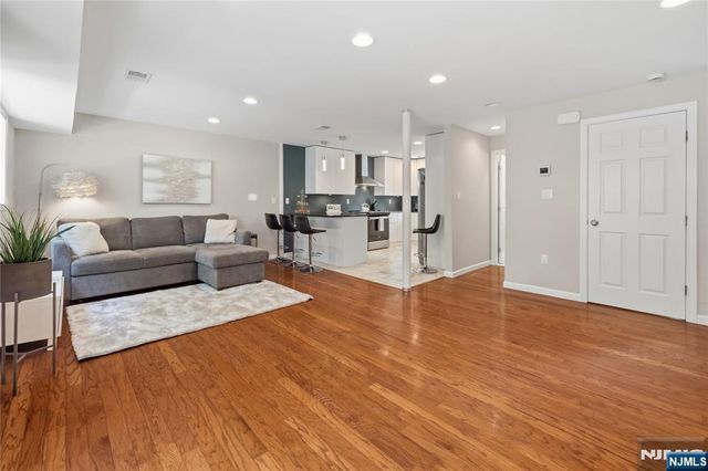 11 Monhegon Avenue, Rockaway Township, NJ 07866