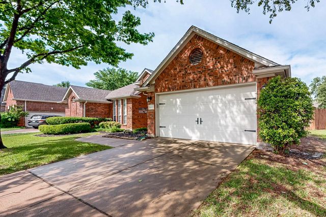 3211 Brampton Drive, Corinth, TX 76210