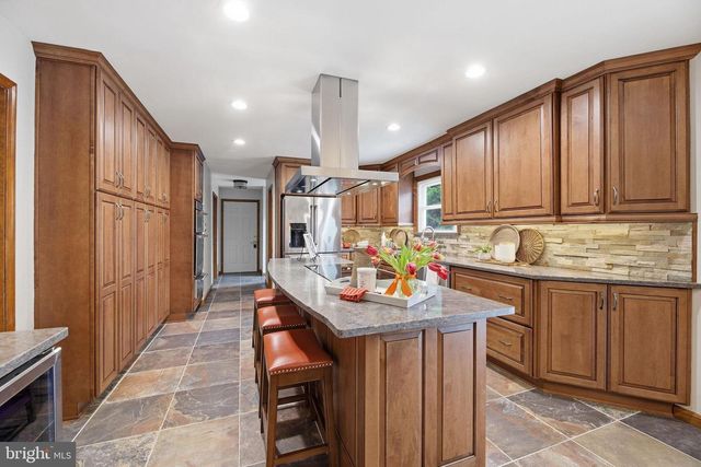 3000 WHISPERING DR, Prince Frederick, MD 20678