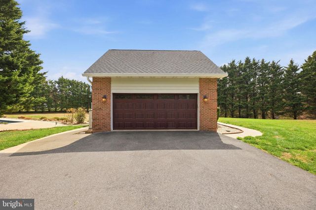 3000 WHISPERING DR, Prince Frederick, MD 20678