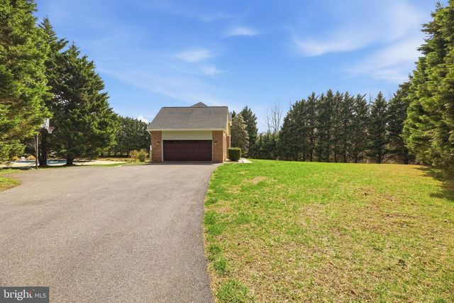 3000 WHISPERING DR, Prince Frederick, MD 20678